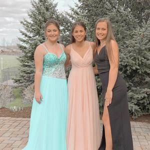 Meet your Posher, Carly